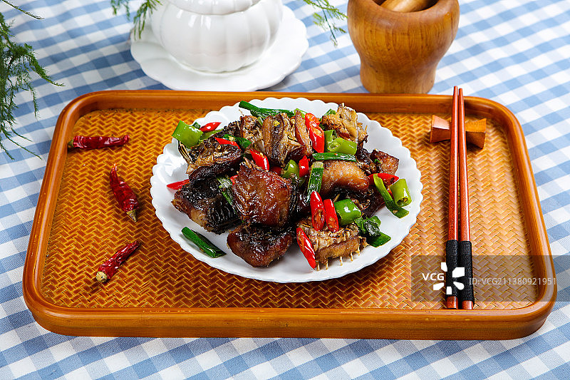 香辣眼熏鱼干图片素材