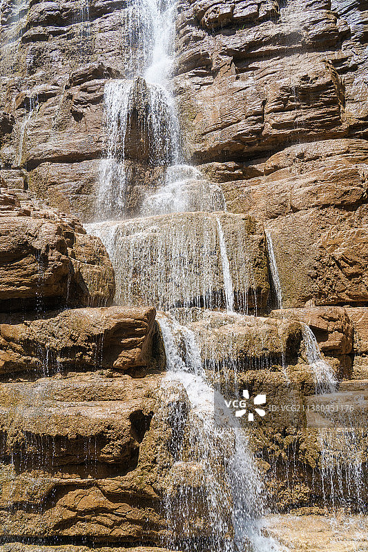 焦作南太行世界地质公园云台山红石峡瀑布图片素材
