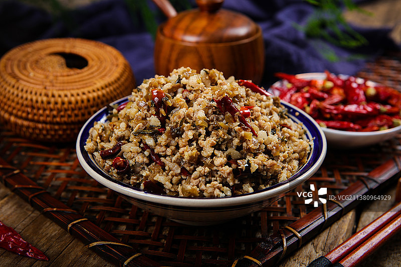 芽菜炒肉沫图片素材