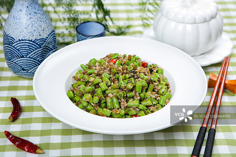芽菜肉沫炒豆角图片素材