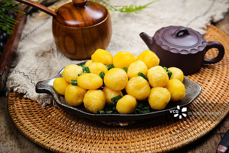 油炸黄金小土豆图片素材