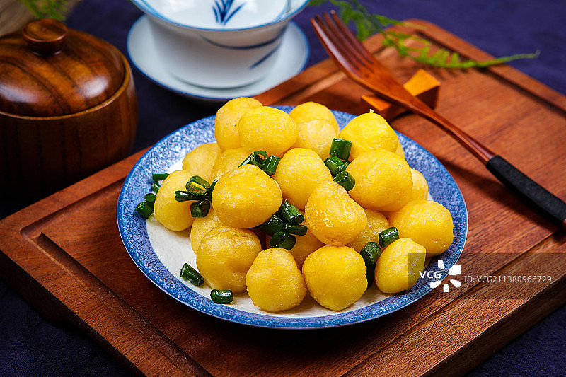 油炸黄金小土豆图片素材