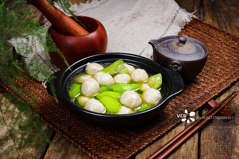 鱼丸丝瓜汤图片素材