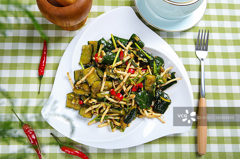 鱼腥草凉拌黄瓜图片素材