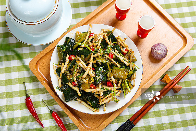 鱼腥草凉拌黄瓜图片素材