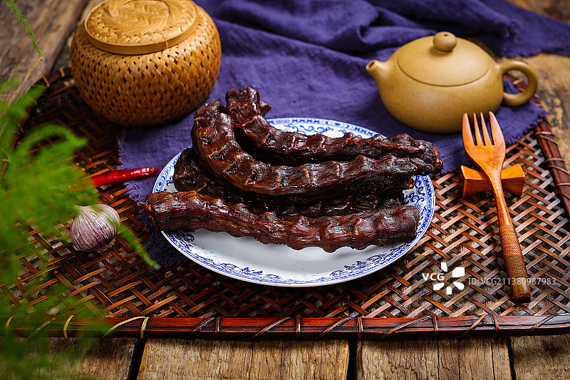 整根卤鸭脖图片素材