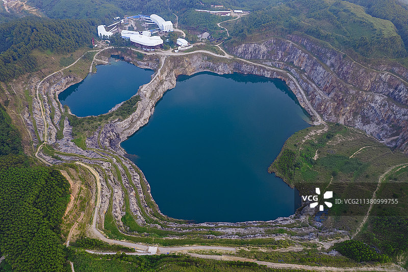 广州黄埔，油麻山天坑图片素材