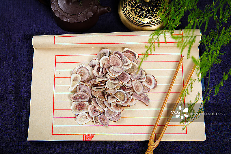 中药材鹿茸鹿角片图片素材