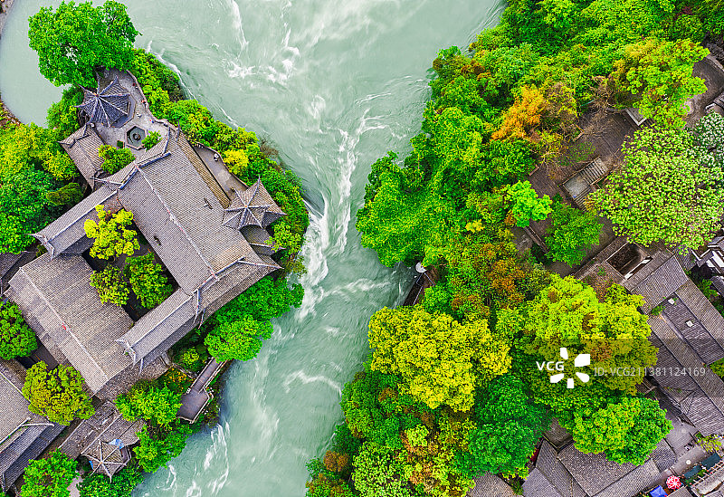 四川成都都江堰景区宝瓶口风光航拍图图片素材