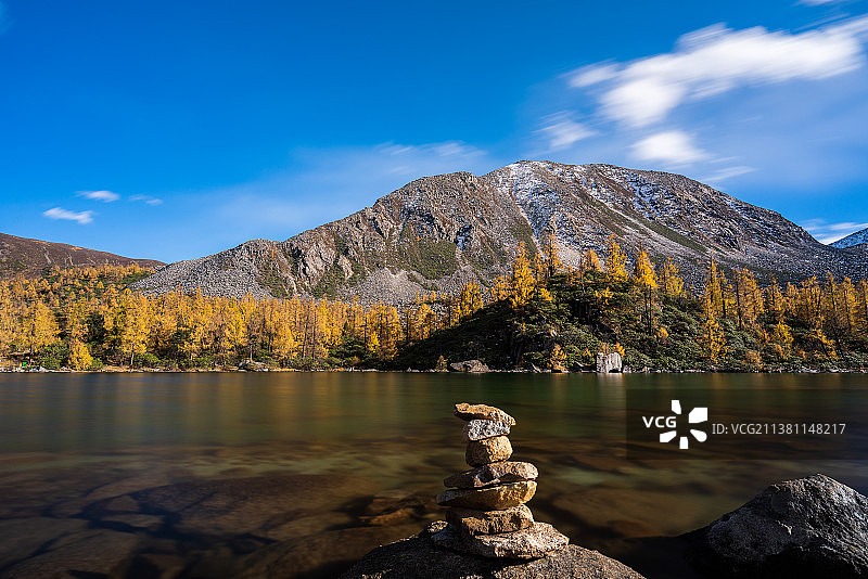 丹巴党岭秋色图片素材