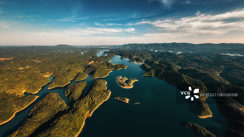 电影感水库航拍图片素材