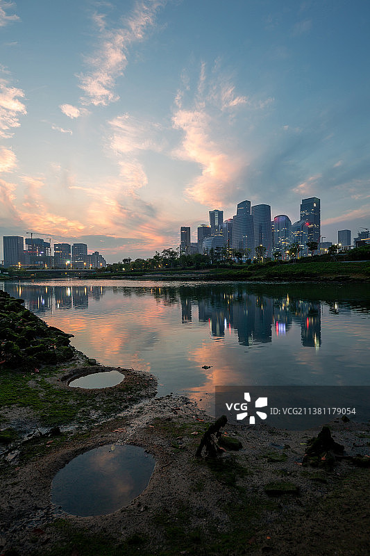深圳桂湾公园和前海合作区CBD黄昏景色图片素材