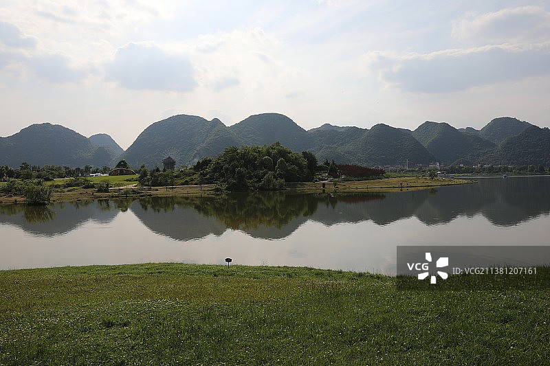 中国贵州贵阳市贵安新区云漫湖国家级旅游区风光图片素材