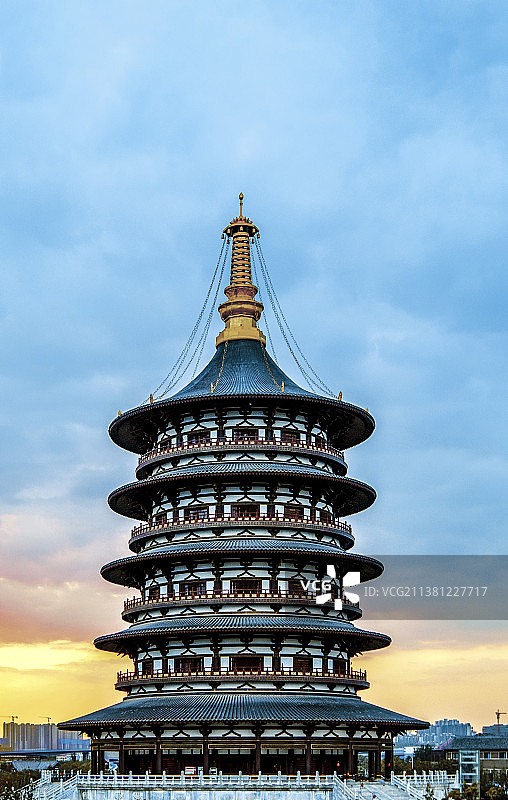 古建筑夜景芳华中国河南省洛阳市隋唐城国家遗址公园风景图片素材