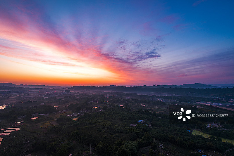 重庆长寿区火烧云图片素材