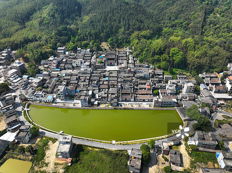 广东省惠州市龙门县龙华镇水坑文笔塔水坑村古建筑群航拍图片素材