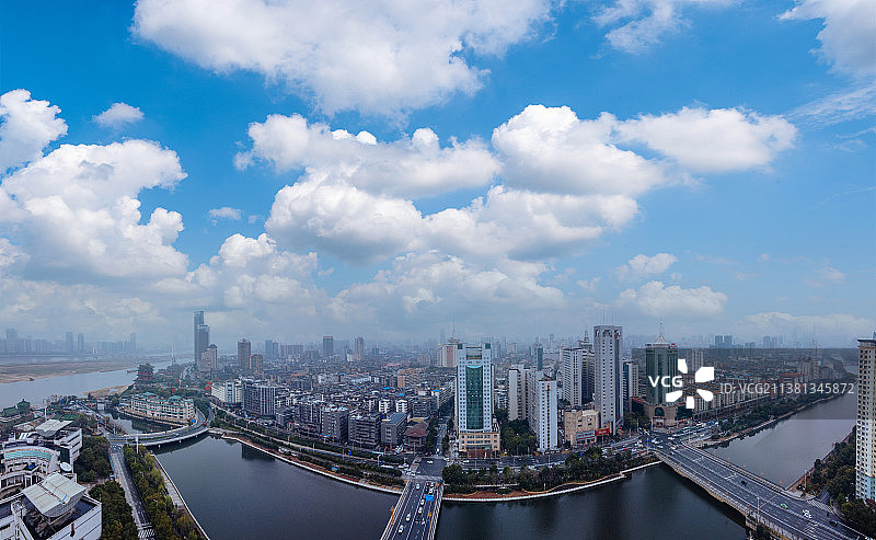 南昌 地标航拍 滕王阁 东湖区 中山桥 南昌博物馆图片素材