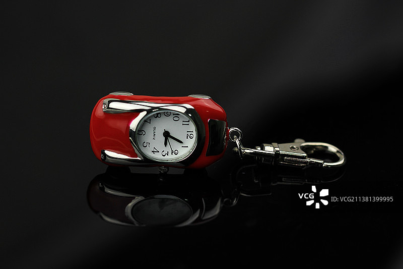 红色小轿车形状计时器摆件装饰品图片素材