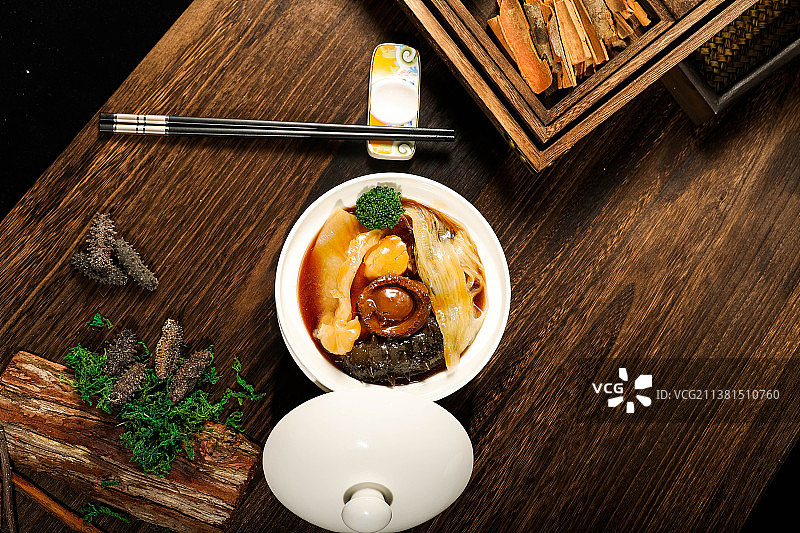 高档粤系美食集合、中国风。佛跳墙图片素材