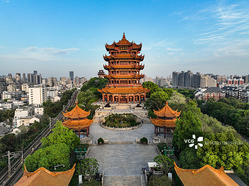 湖北省武汉市蛇山黄鹤楼公园航拍全景图图片素材