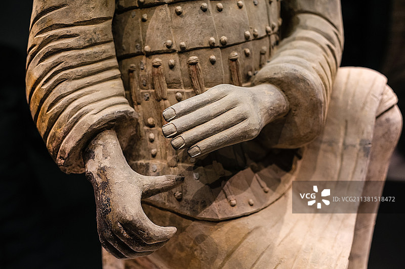 秦始皇兵马俑-跪射俑局部图片素材