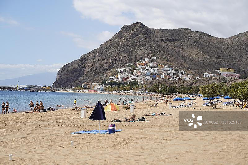 特雷西塔斯海滩：位于西班牙特内里费岛北部图片素材