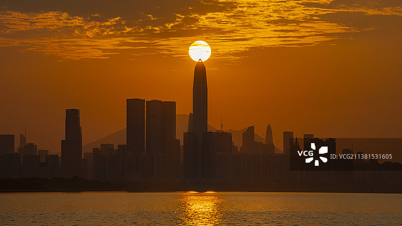 平安顶日图片素材