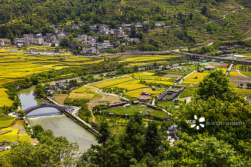 中国贵州贵阳市开阳县十里画廊玉水金盆景区图片素材