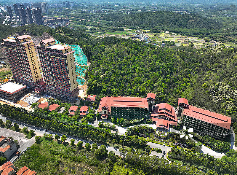 广东省惠州市龙门县永汉镇南昆山国家森林公园云顶温泉度假村航拍图片素材