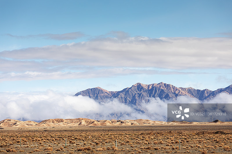 柴达木盆地边缘图片素材