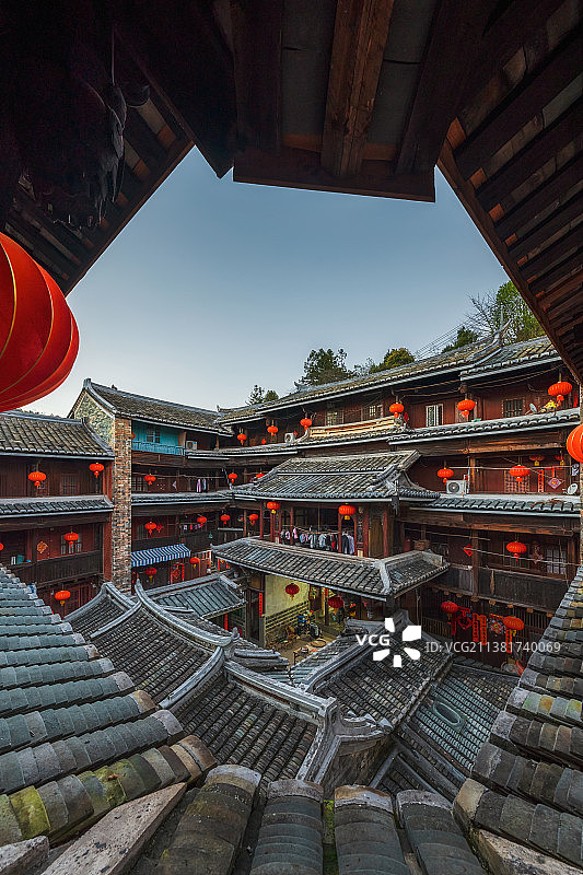 福建省龙岩市永定区福建土楼民俗文化村土楼中的“布达拉宫”——奎聚楼（福建土楼永定景区）内景图片素材