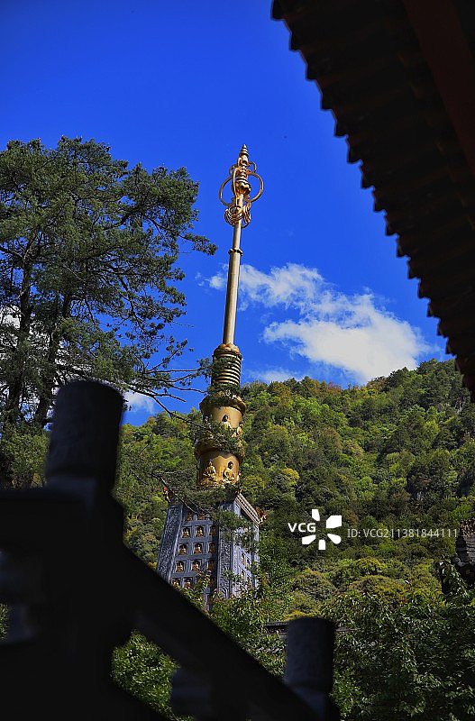 凉山彝族自治州冕宁县灵山寺“禅杖”图片素材