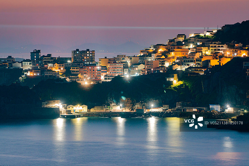 舟山群岛民居海上布达拉宫图片素材