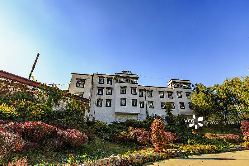 北京中华民族博物院（中华民族园）北园：藏族景区藏族建筑图片素材