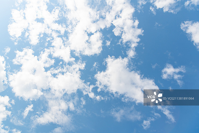 天空中的白云卷云图片素材