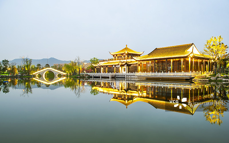 杭州桃花湖公园夜景 公园 古典式图片素材