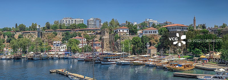 土耳其安塔利亚港口建筑全景图片素材