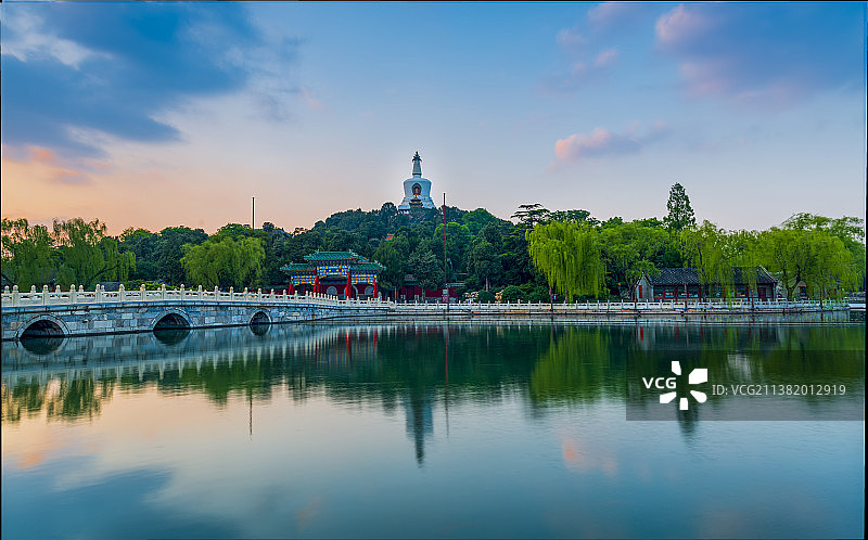 北海公园夕阳西下图片素材