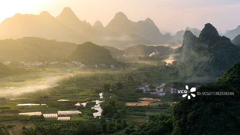 桂林阳朔翠屏山图片素材