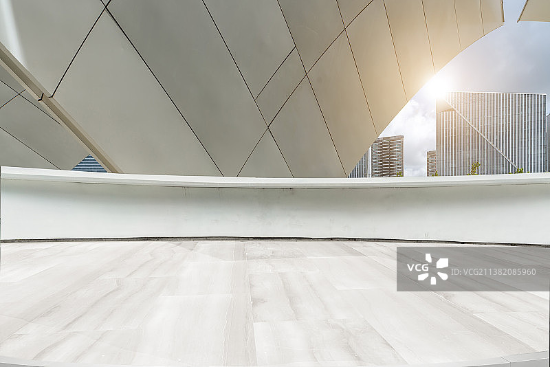现代建筑与空白平台图片素材
