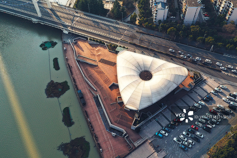 三角飞镖+浙江省湖州市吴兴区项王公园图片素材