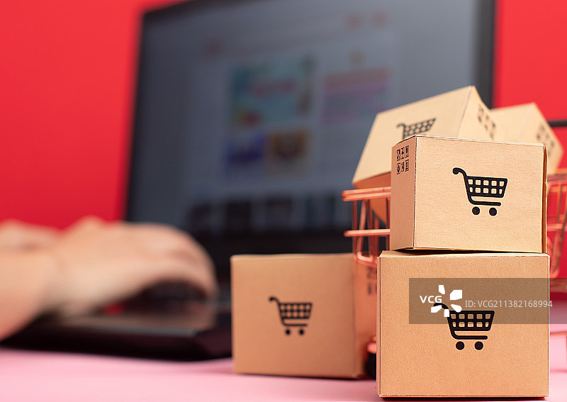 网购购物节疯狂购物网上买东西图片素材