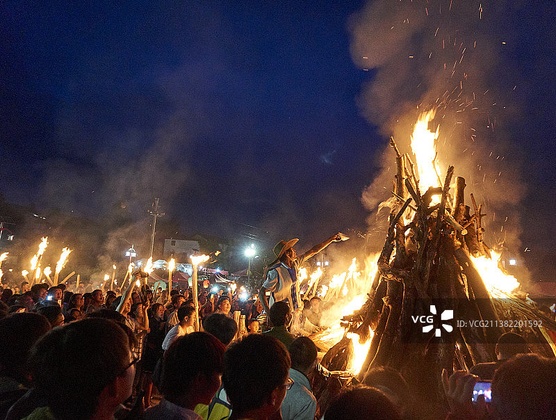 彝族火把节图片素材