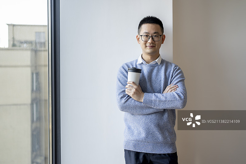 商务男士办公室肖像图片素材