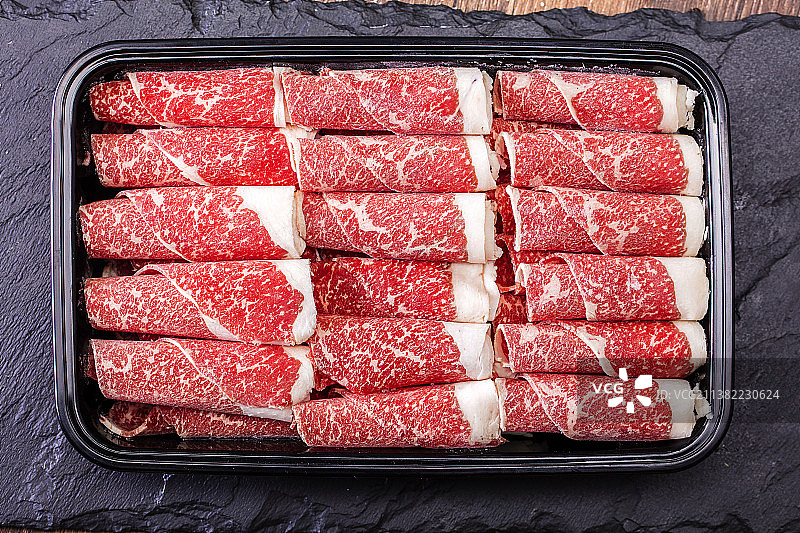 新鲜的生牛肉图片素材