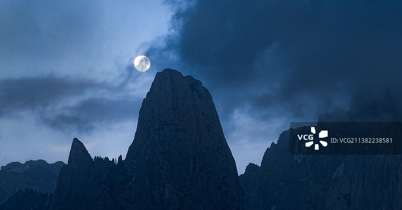 月升扎尕那图片素材