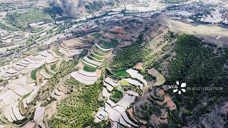 航拍下的临洮县图片素材