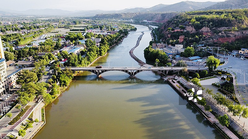 航拍下的临洮县图片素材