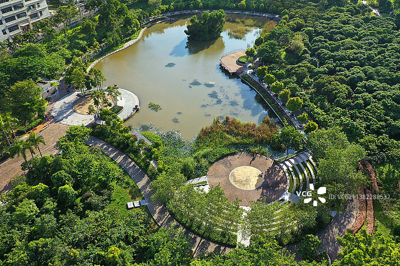 广东省深圳市南山区高新科技园松坪山公园航拍图片素材