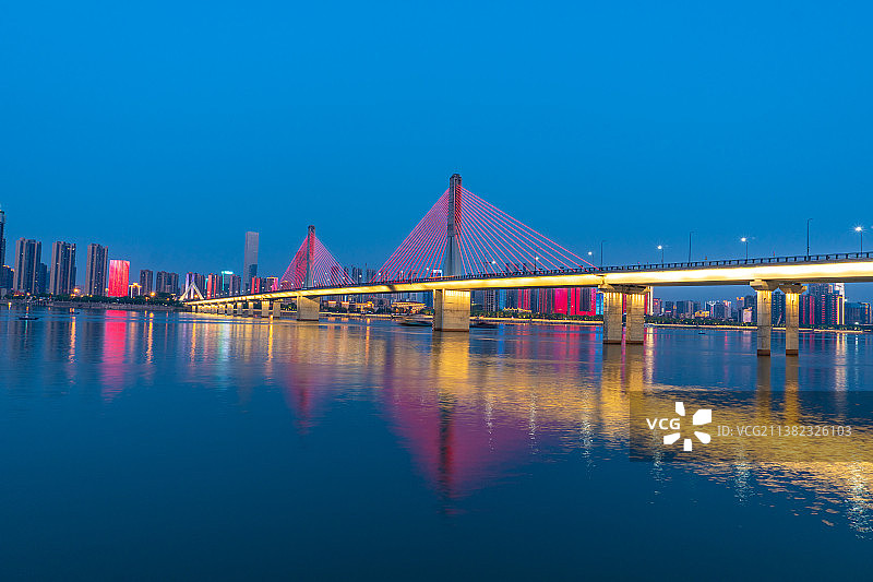 航拍湖南长沙渔人码头夜景风光图片素材